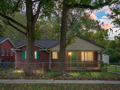 Photo 1 of 25 : 5406 Attaway Street