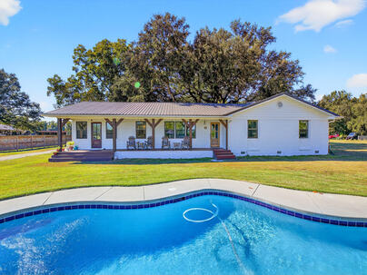 Photo 1 of 25 : 294 Nates Store Road