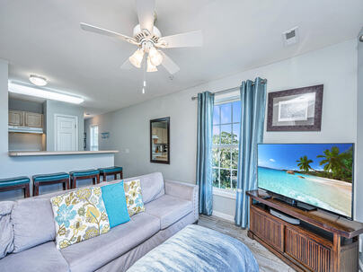 Photo 1 of 25 : 2262 Folly Road, #1a