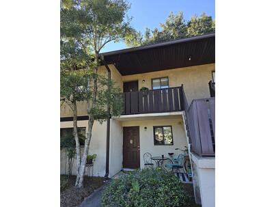 Photo 1 of 20 : 2945 Dove Haven Court, #G