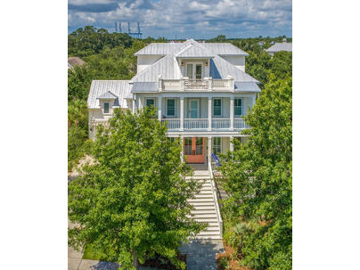 Photo 1 of 25 : 1431 Wando View Street