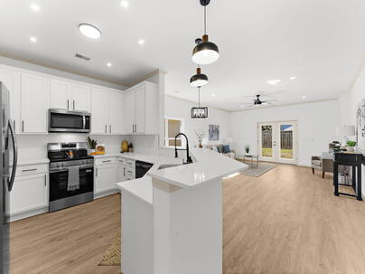 Photo 1 of 25 : 203 Summer View Road