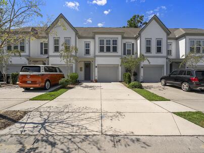 Photo 1 of 25 : 2338 Watchtower Lane