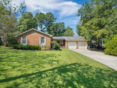 Photo 1 of 24 : 5325 Helene Drive