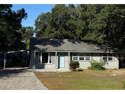 Photo 1 of 21 : 2713 Jones Avenue