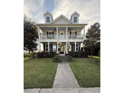 Photo 1 of 19 : 216 Foxbank Plantation Boulevard