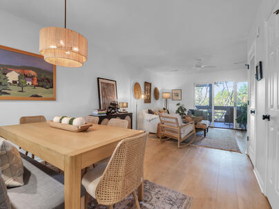 Photo 1 of 25 : 2422 Racquet Club Drive