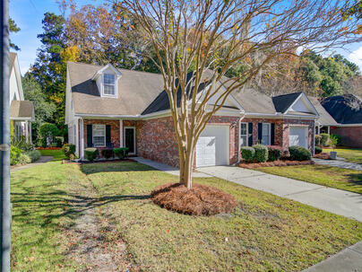 Photo 1 of 25 : 191 Larissa Drive