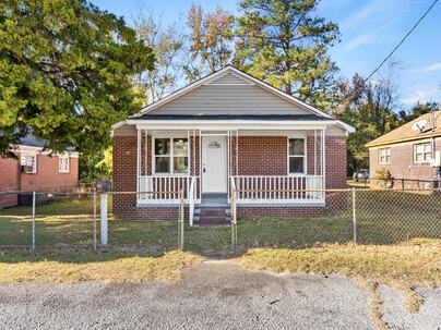 Photo 1 of 21 : 521 Bayne Street