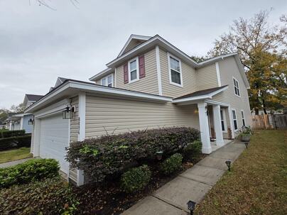 Photo 1 of 13 : 8896 Arbor Glen Drive