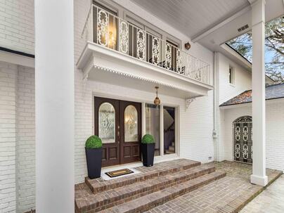 Photo 1 of 25 : 9875 Jamison Road