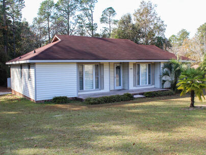 Photo 1 of 20 : 1353 Marshall Street