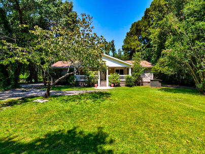 Photo 1 of 25 : 871 Groomstown Road