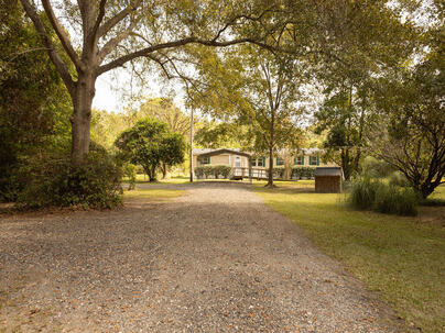 Photo 1 of 25 : 551 Pon Pon Plantation Avenue