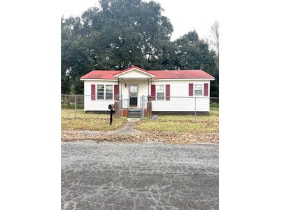 Photo 1 of 25 : 47 Nottingham Lane