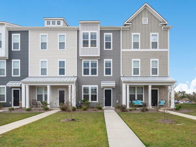 Photo 1 of 25 : 148 Yorkshire Drive