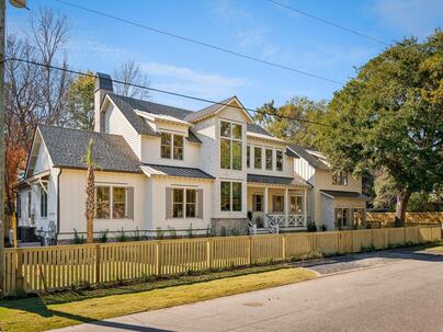 Photo 1 of 25 : 1335 Erckmann Drive