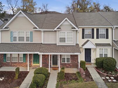 Photo 1 of 25 : 116 Brockman Way