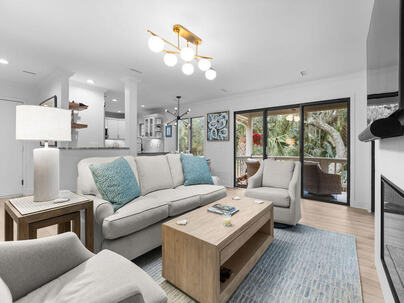 Photo 1 of 25 : 2772 Hidden Oak Drive