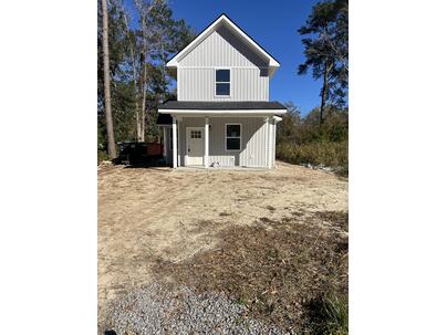 Photo 1 of 13 : 409 University Dr Drive