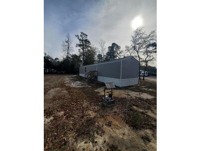 Photo 1 of 25 : 3109 Wire Road