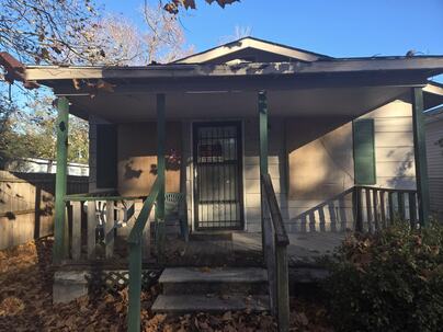 Photo 1 of 2 : 4744 Wright Avenue