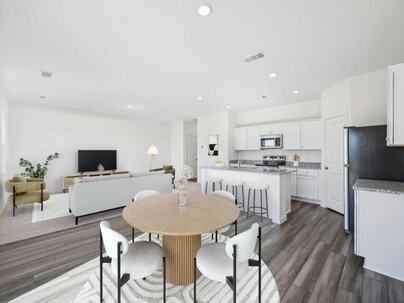 Photo 1 of 17 : 5269 Cottage Landing Drive Drive