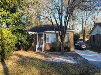 Photo 1 of 12 : 422 Anita Drive