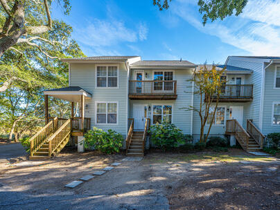 Photo 1 of 20 : 27 Brockman Drive, #27-B