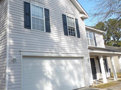 Photo 1 of 16 : 2740 Fernwood Drive