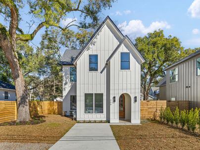 Photo 1 of 25 : 309 Magnolia Road