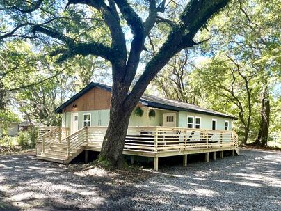 Photo 1 of 25 : 1429 Alma Street