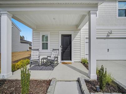 Photo 1 of 25 : 141 Post Mill Drive