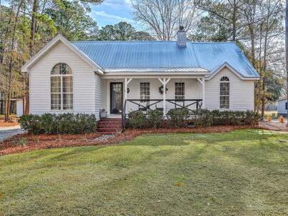 Photo 1 of 25 : 639 Lannie Lane