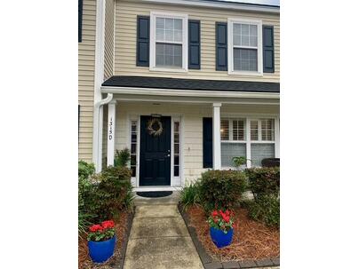 Photo 1 of 25 : 1315 Island Club Drive, #D