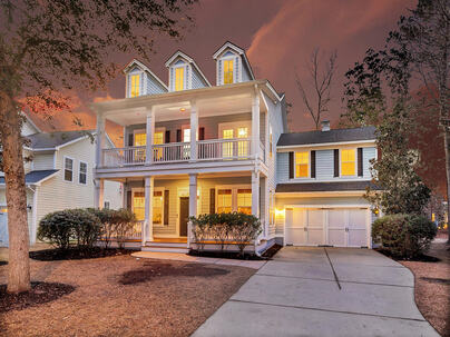 Photo 1 of 7 : 1740 Wellstead Street