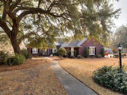 Photo 1 of 25 : 1146 Oak Grove Church Rd Road