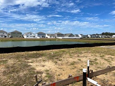 Photo 1 of 25 : 409 Tulip Poplar Drive