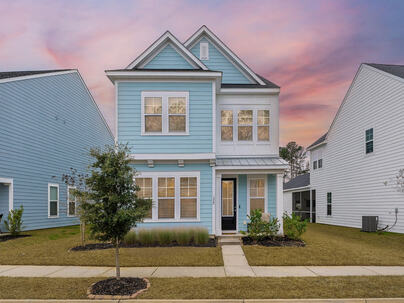 Photo 1 of 25 : 125 Trumpet Vine Drive