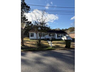 Photo 1 of 7 : 809 Cedar Street