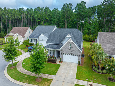 Photo 1 of 25 : 231 Marina Shores Court