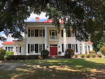 Photo 1 of 22 : 596 Neeses Hwy Highway