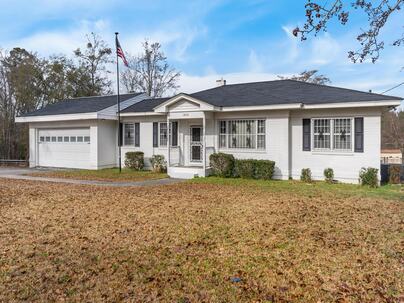 Photo 1 of 25 : 1856 Chestnut Street