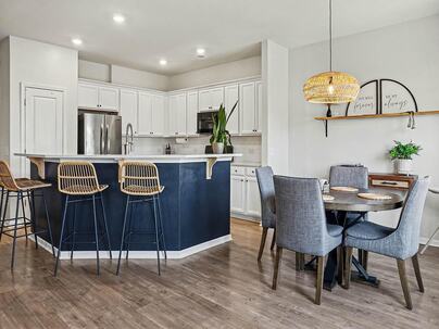 Photo 1 of 25 : 211 Daniels Creek Circle