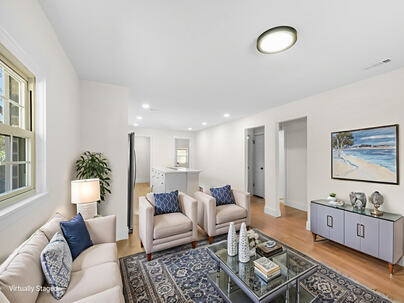 Photo 1 of 19 : 151 Gailmoor Drive