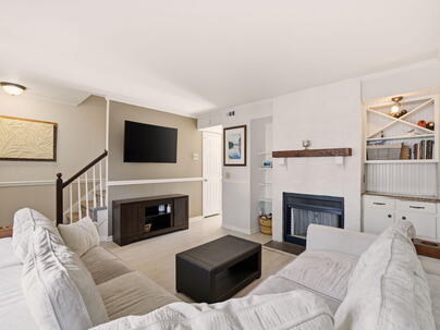 Photo 1 of 25 : 7879 Sandida Court