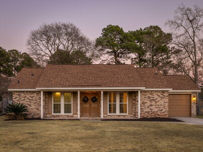 Photo 1 of 25 : 126 Marion Road