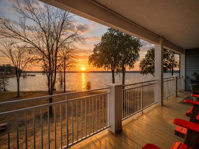 Photo 1 of 25 : 1198 Bridgeview Lane, #E303