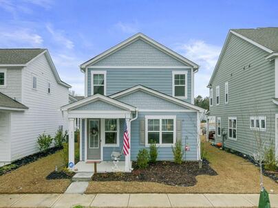 Photo 1 of 25 : 405 Oak View Way