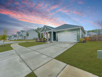 Photo 1 of 25 : 4318 Harmony Creek Road